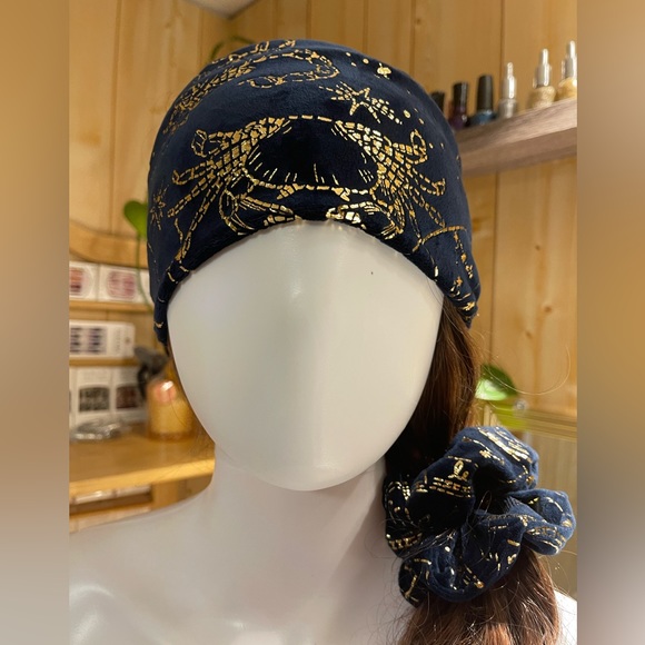 $15 2 pcs Fashion Headband $15 and scrunchie $8 Daily wear Trendy style. - Picture 4 of 7